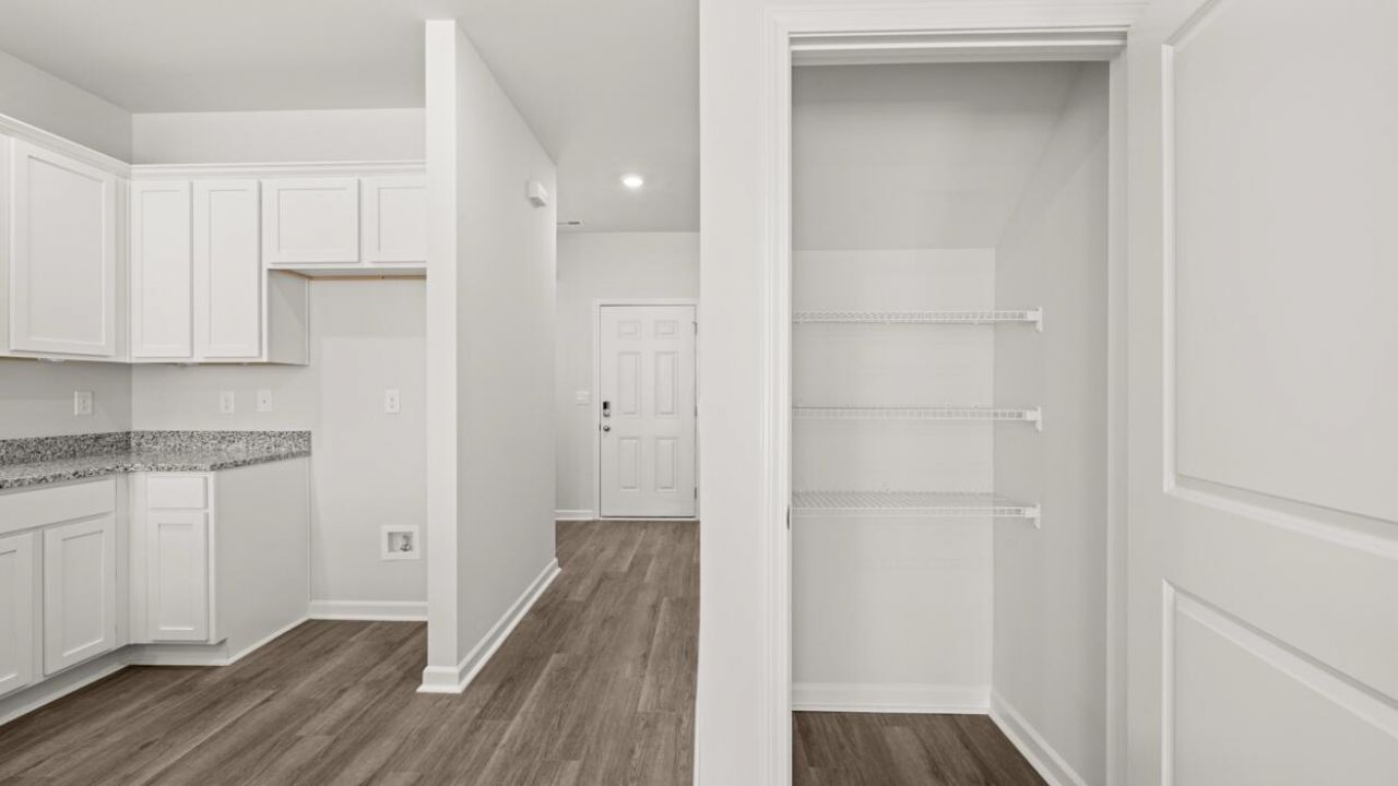 3086 Nolana Lp Photo 16