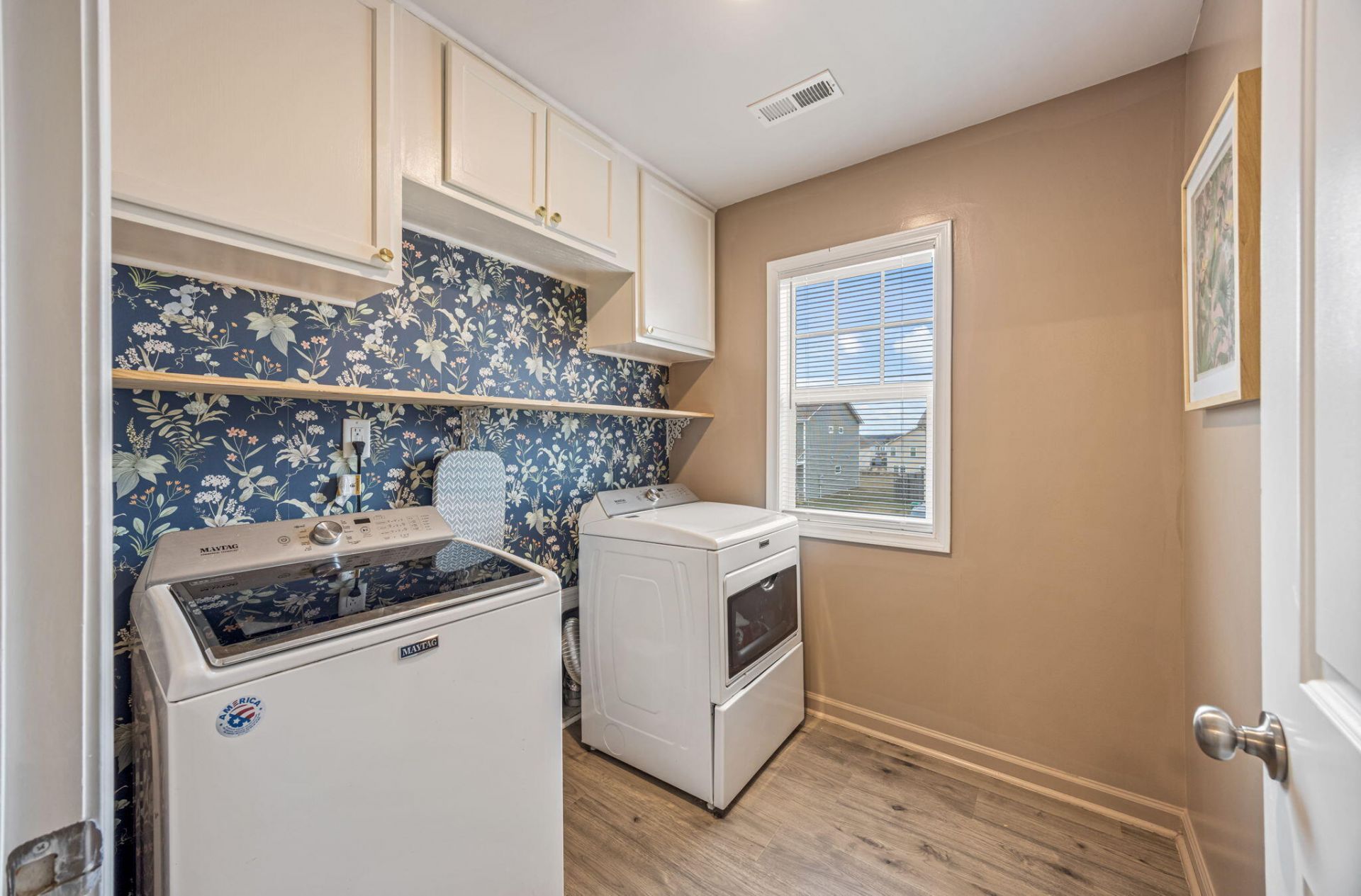 1097 Sapphire Drive Photo 21