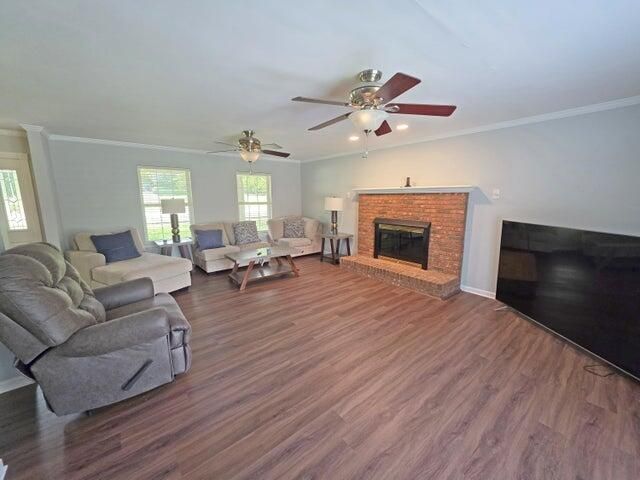 613 Skyline Drive Photo 12
