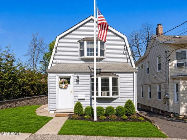7 Central Avenue, Caldwell, NJ 07006