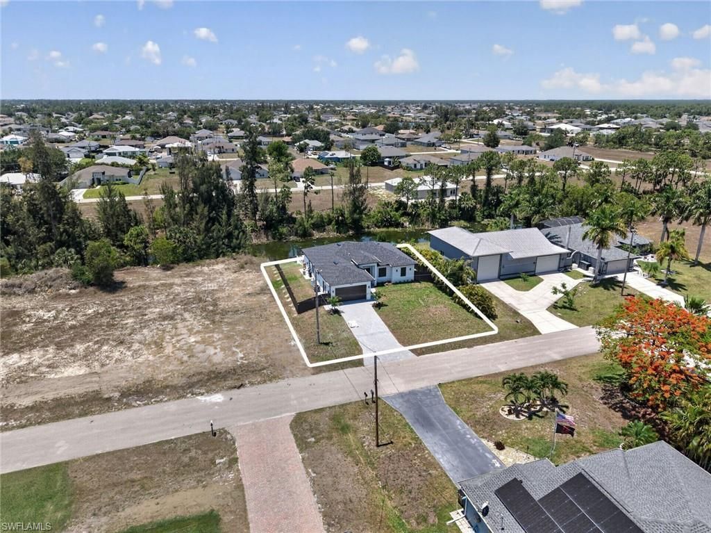 4226 NE 23rd Pl , Cape Coral, FL 33909 Photo
