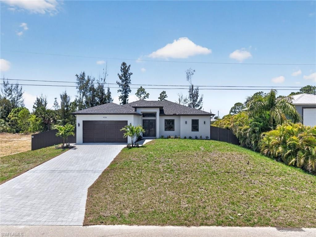 4226 NE 23rd Pl , Cape Coral, FL 33909 Photo