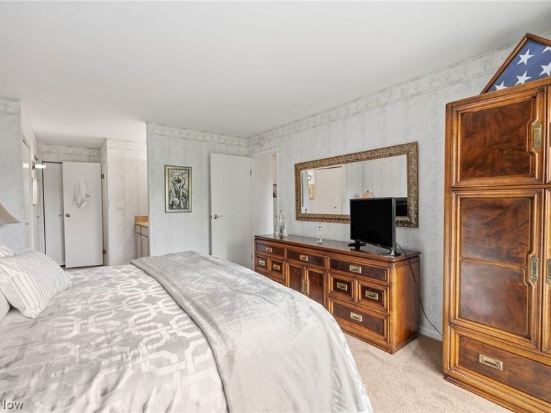 12500 Edgewater Drive , Unit 402, Lakewood, OH 44107 Photo 28