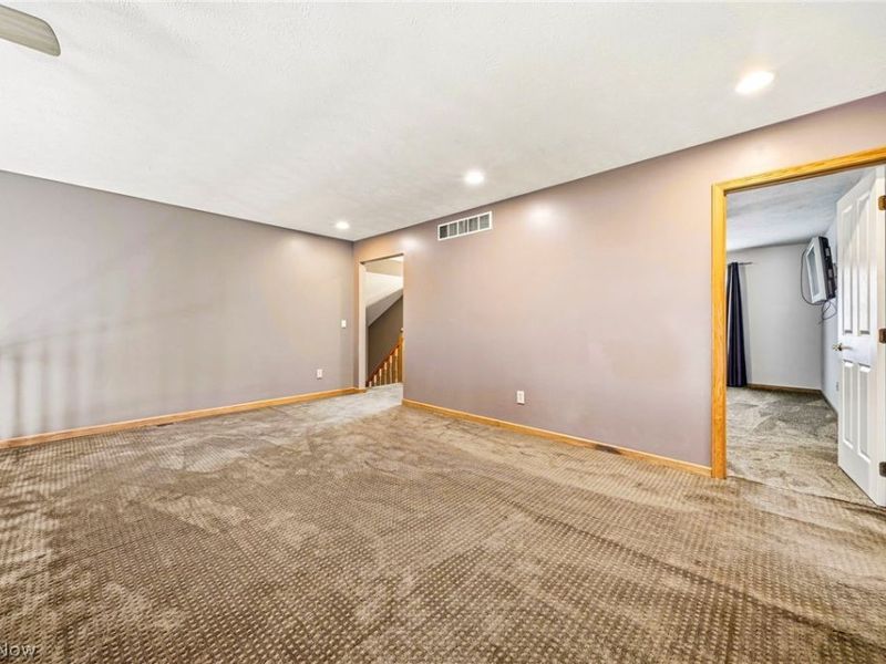 4680 Riverwood Drive, Madison, OH 44057 Photo 20