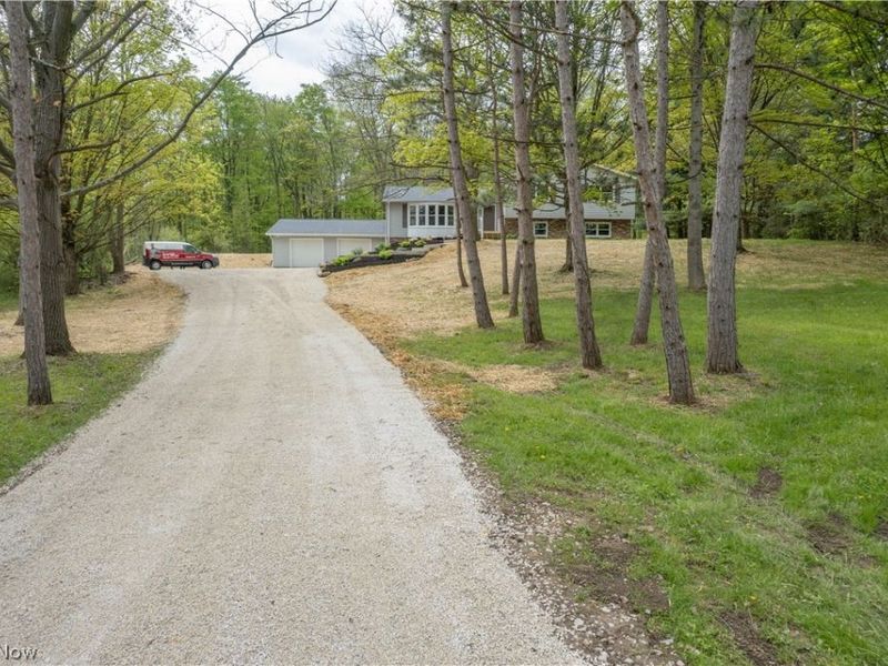 7148 Chatham Road , Medina, OH 44256 Photo 3