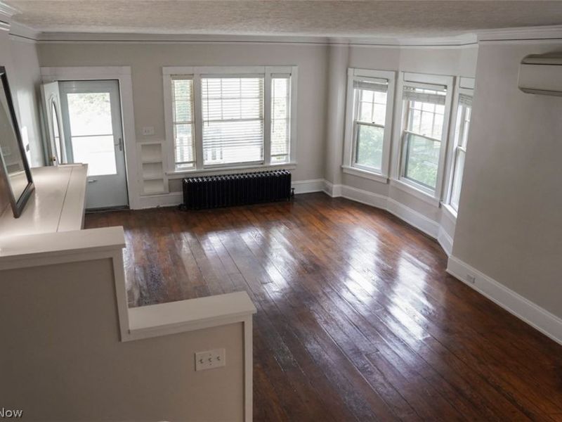 10806 Clifton Boulevard, Unit West, Cleveland, OH 44102 Photo 2