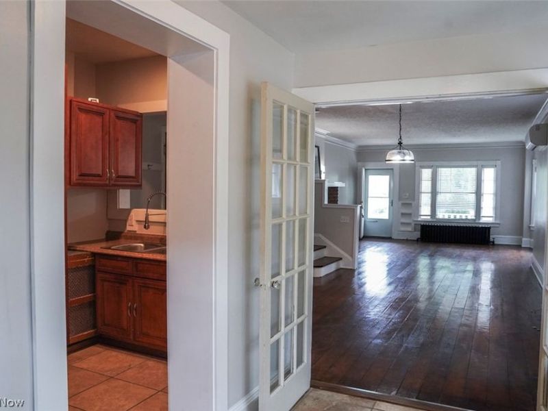 10806 Clifton Boulevard, Unit West, Cleveland, OH 44102 Photo 6