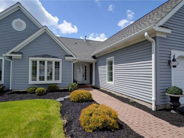 144 Lakeview Way, Canandaigua, NY 14424