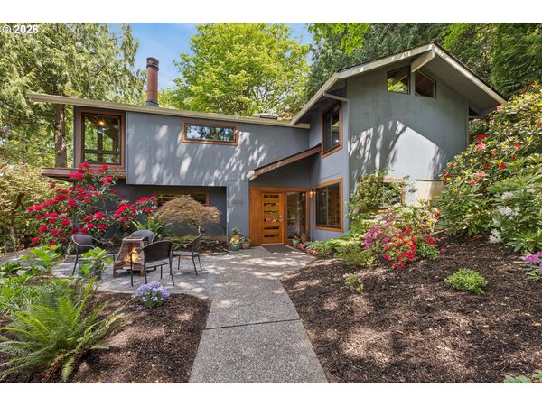 9132 SW 57TH AVE, Portland, OR 97219