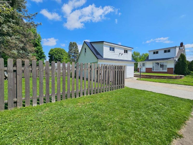 201 Brinker Street, Bellevue, OH 44811 Photo 12