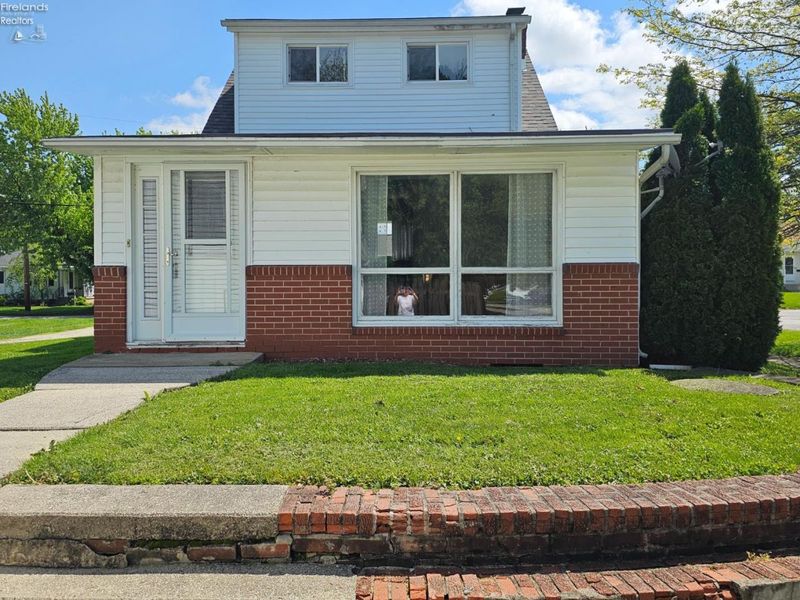 201 Brinker Street, Bellevue, OH 44811 Photo 5