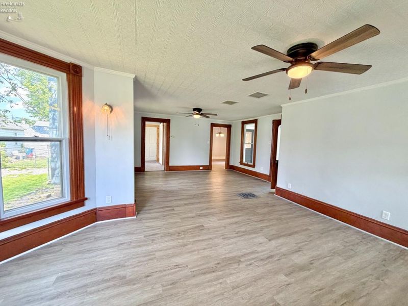 807 E Main, Bellevue, OH 44811 Photo 8