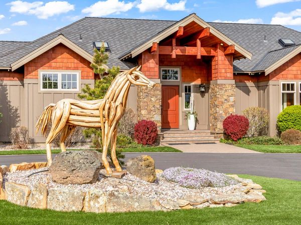 67167 Highway 20, Bend, OR 97703