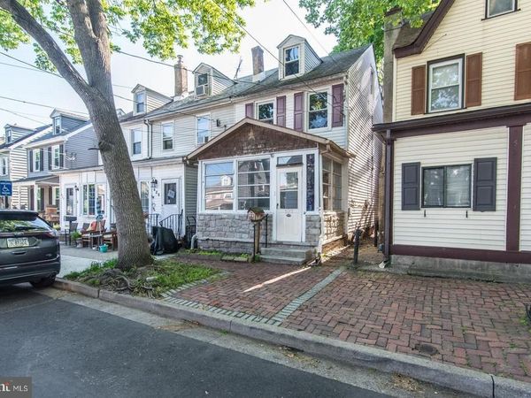 523 LOCUST STREET , BRISTOL, PA 19007