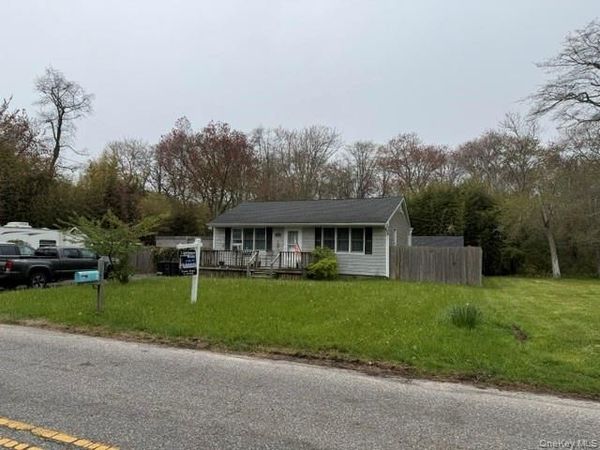 10 Whittier Drive , Mastic Beach, NY 11951