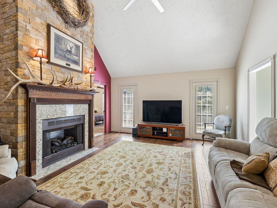 Property Image 42