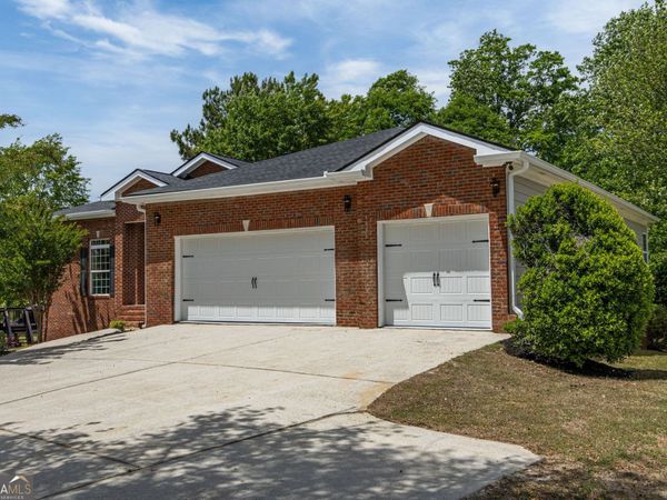 8828 Patricia Rose, Douglasville, GA 30134
