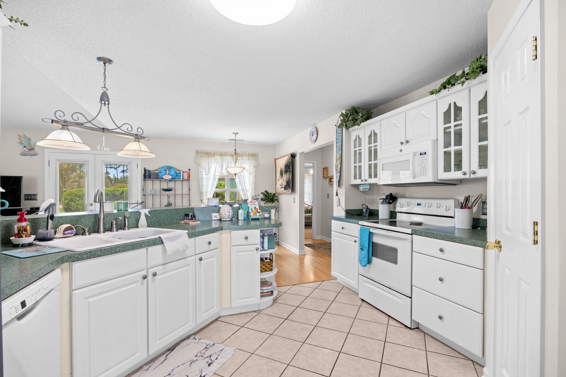 531 Blythewood Walk Photo 13