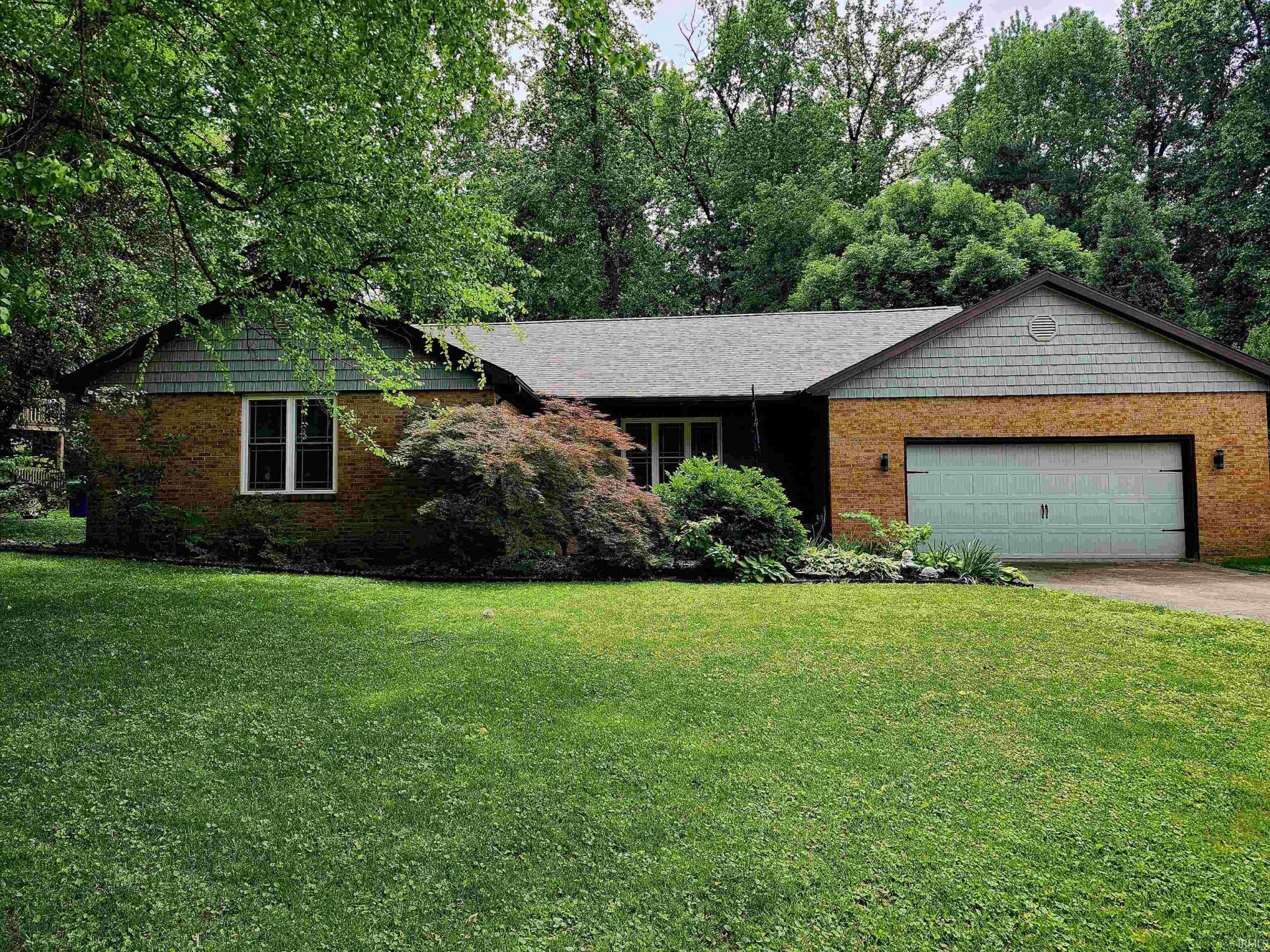 8301 Lancaster Drive, Newburgh, IN 47630 Main Photo