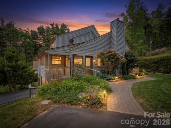 317 Robertson Street , Burnsville, NC 28714