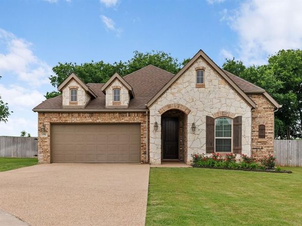 178 Oak Meadow Trail, Waco, TX 76657