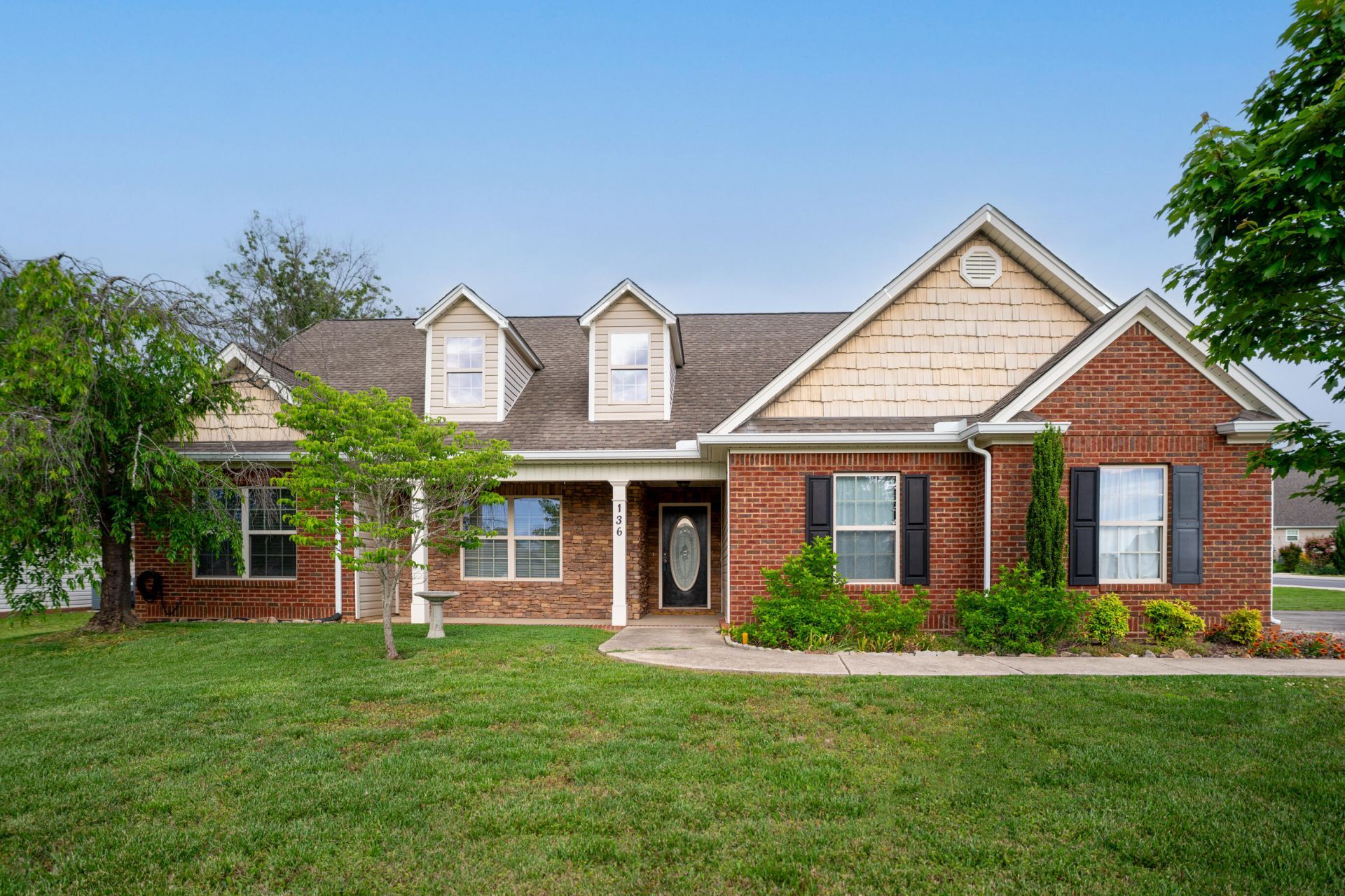 136 Honeyberry Lane, Rossville, GA 30741 Main Photo
