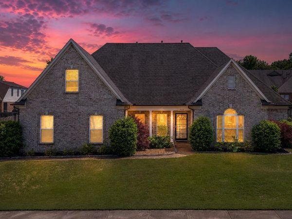 8777 BRUNSWICK FARMS DR, Bartlett, TN 38002