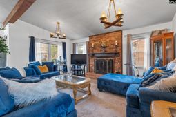 424 Folkstone Road  photo 4