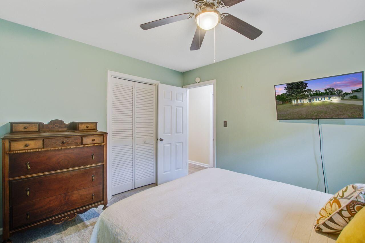 4939 Popperdam Creek Drive Photo 28