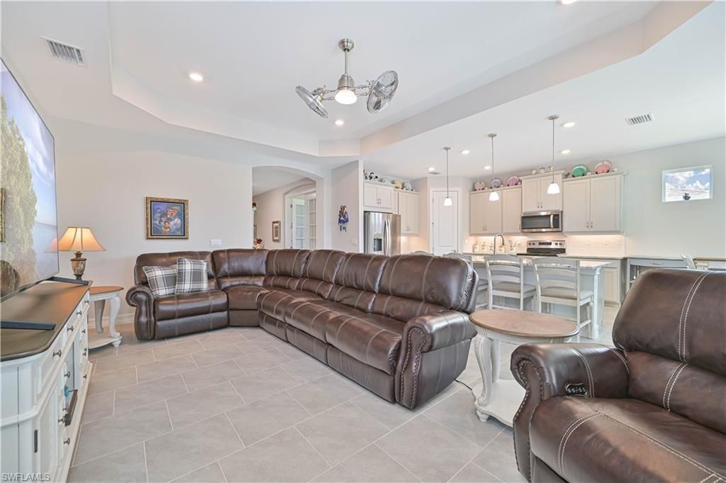 18237 Everson Miles Cir, North Fort Myers, FL 33917 Photo