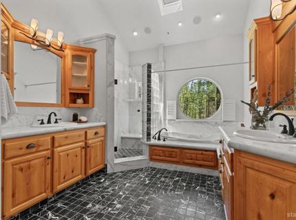 647 Eloise Avenue, South Lake Tahoe, CA 96150 Photo