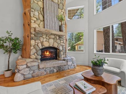 647 Eloise Avenue, South Lake Tahoe, CA 96150 Photo