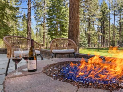 647 Eloise Avenue, South Lake Tahoe, CA 96150 Photo