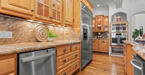 647 Eloise Avenue, South Lake Tahoe, CA 96150 Photo