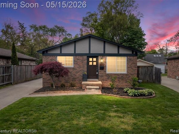 4411 Robinwood Avenue, Royal Oak, MI 48073