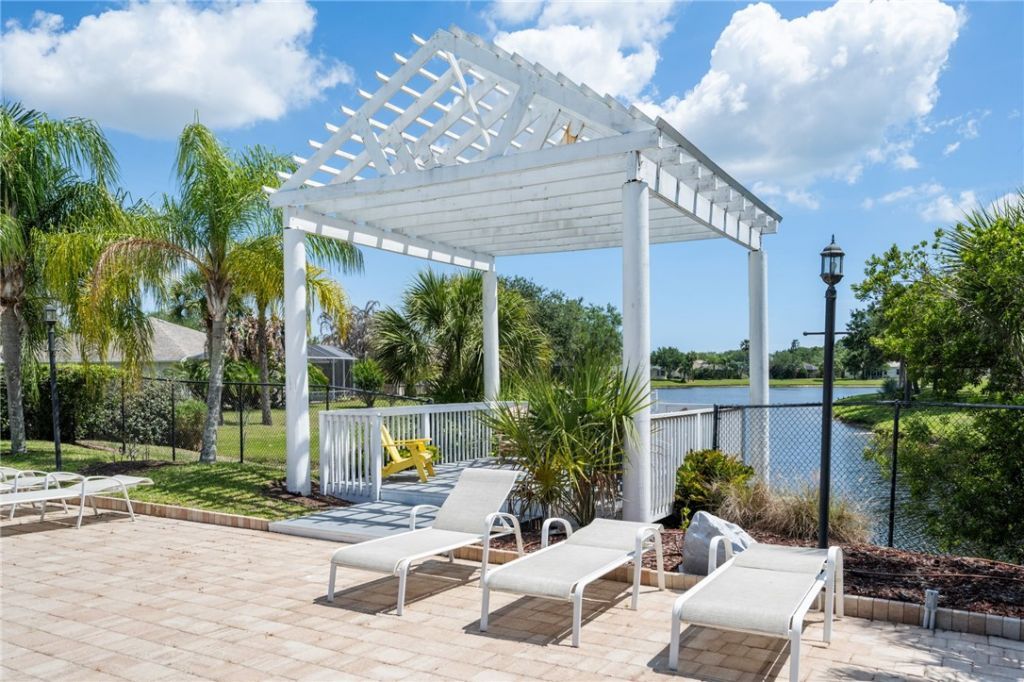 1336 Shoreline Circle, Sebastian, FL 32958 Photo