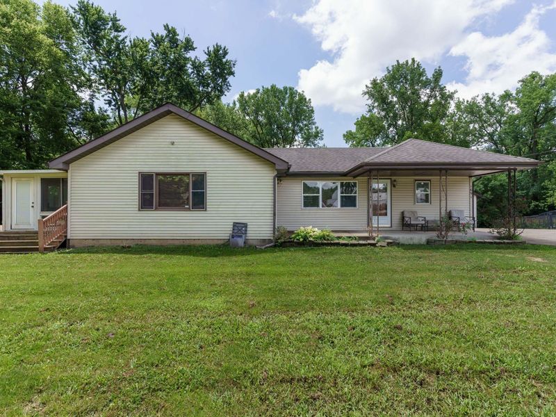 1691 Dyer Road , Grove City, OH 43123 Photo 1