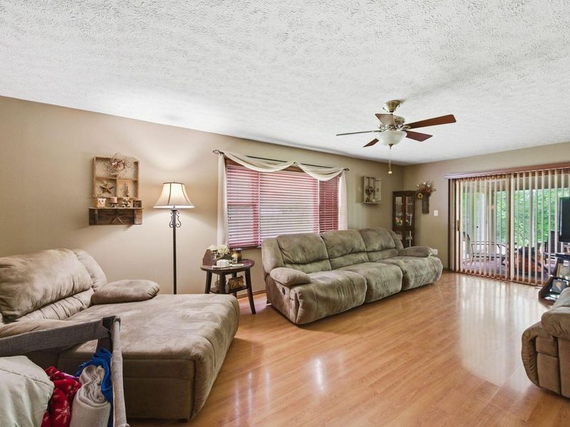 1691 Dyer Road , Grove City, OH 43123 Photo 35