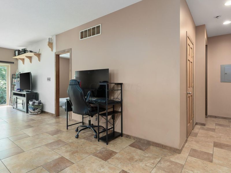 1691 Dyer Road , Grove City, OH 43123 Photo 79