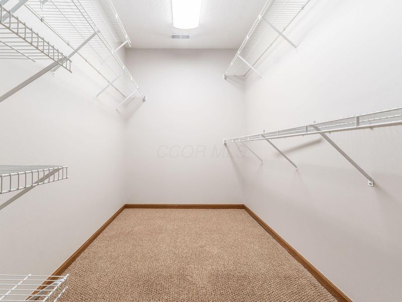 8605 Victoria Meadow Lane , Reynoldsburg, OH 43068 Photo 18