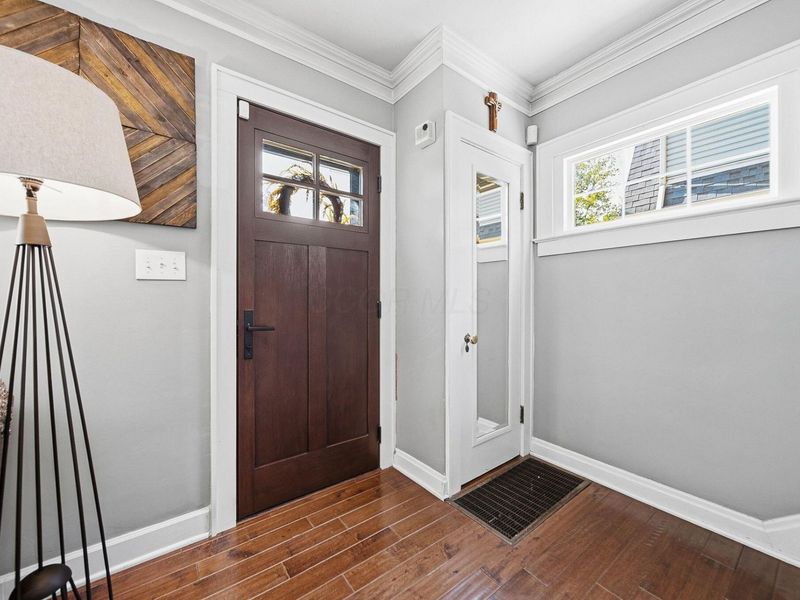 673 Vernon Road, Columbus, OH 43209 Photo 2