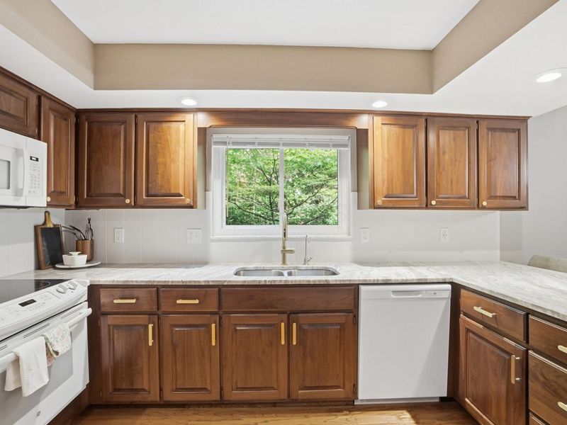 2110 Willowick Square, Unit D, Columbus, OH 43229 Photo 19