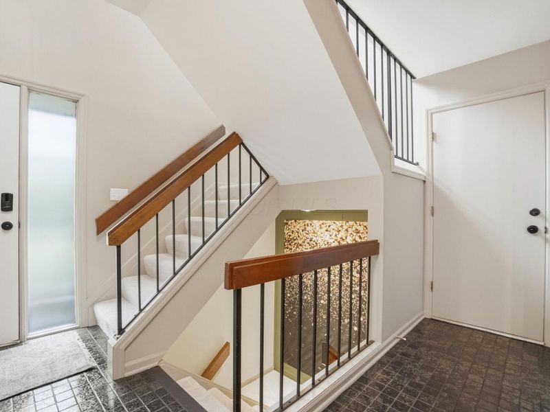 2110 Willowick Square, Unit D, Columbus, OH 43229 Photo 29