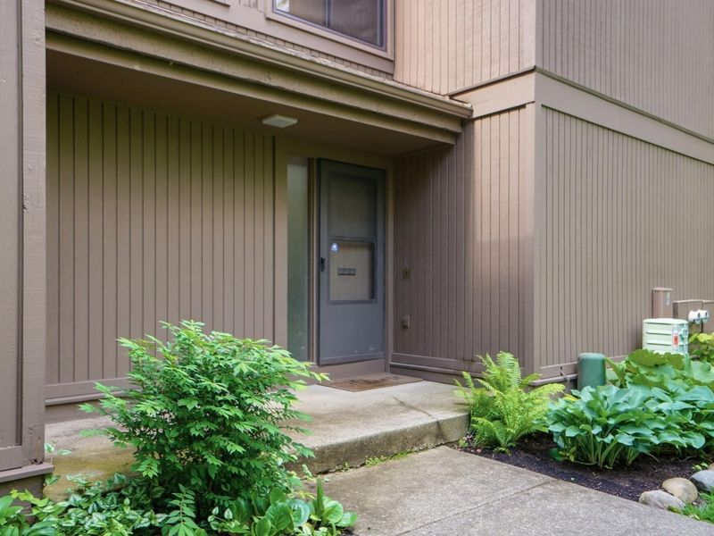 2110 Willowick Square, Unit D, Columbus, OH 43229 Photo 5