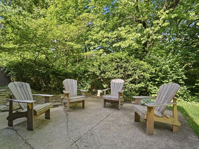 2110 Willowick Square, Unit D, Columbus, OH 43229 Photo 68