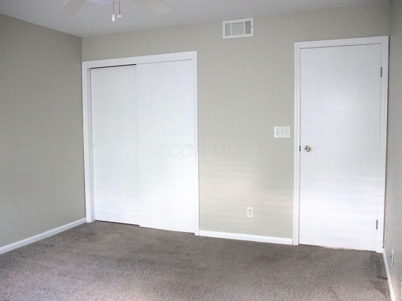 1008 Manor Lane , Unit E, Columbus, OH 43221 Photo 20