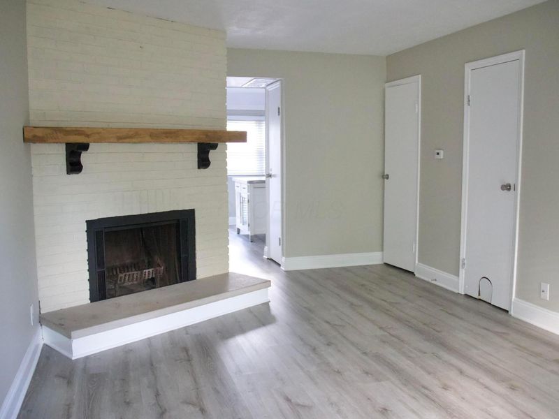 1008 Manor Lane , Unit E, Columbus, OH 43221 Photo 5