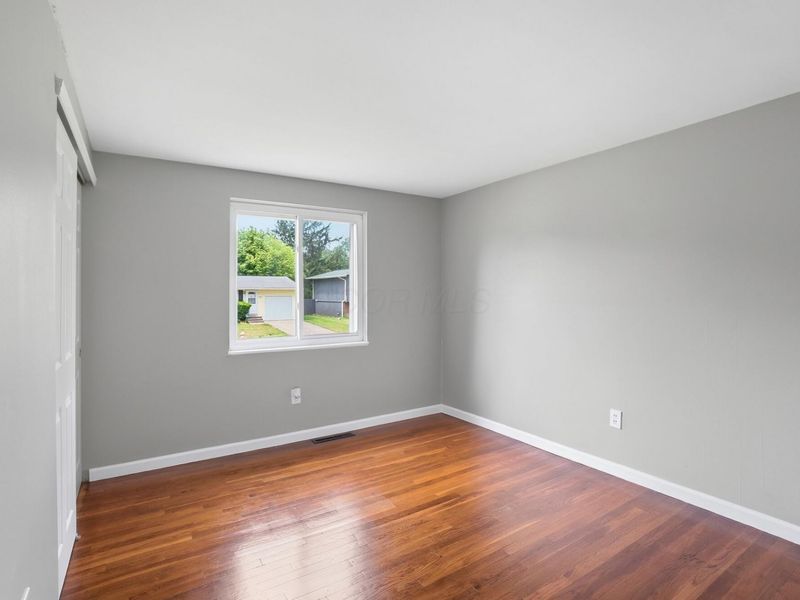 2264 Majestic Drive W, Columbus, OH 43232 Photo 11