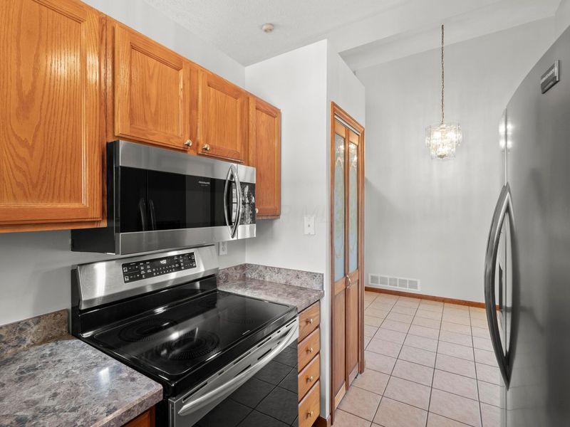 1181 Rendezvous Lane , Columbus, OH 43207 Photo 12