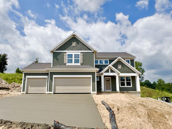 5937 Valley Point Drive SE, Caledonia, MI 49316
